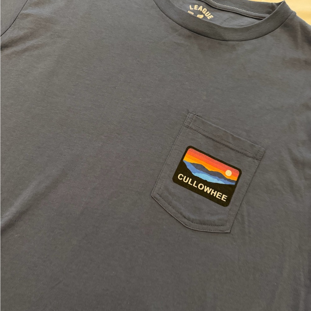 Men's Navy Pocket T-Shirt with Mountain Patch